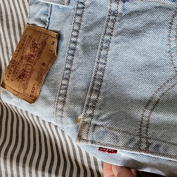 SOLD Vintage Levis 550 - Picture 2 of 11